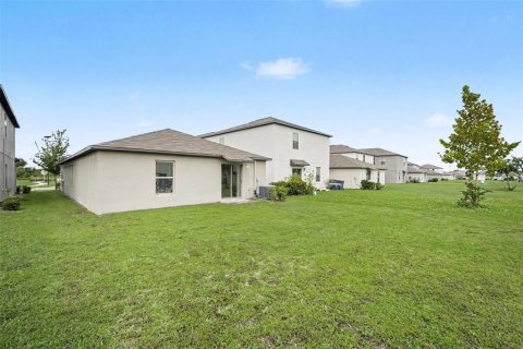 House in Sun City Center, Florida 3 bedrooms, 133.04 sq.m. № 2388534 - photo 15