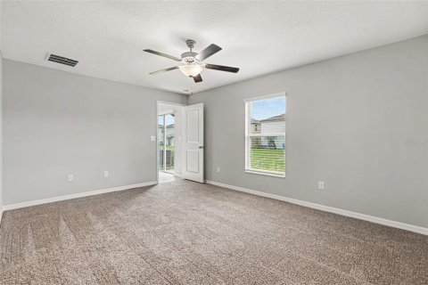 House in Sun City Center, Florida 3 bedrooms, 133.04 sq.m. № 2388534 - photo 8