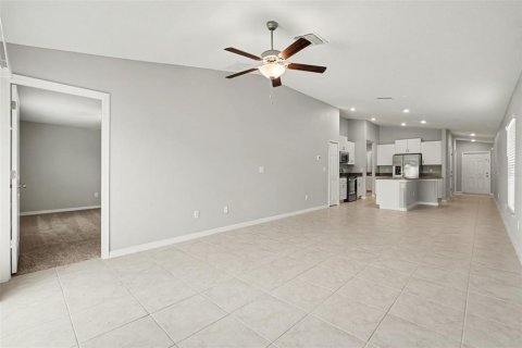 House in Sun City Center, Florida 3 bedrooms, 133.04 sq.m. № 2388534 - photo 4