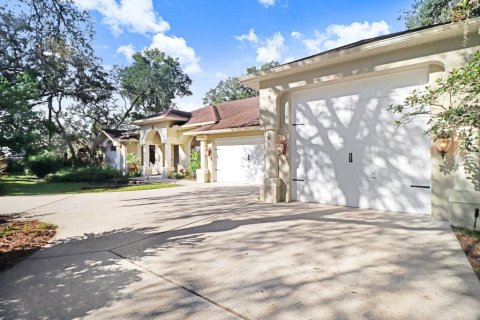 Villa ou maison à vendre à New Port Richey, Floride: 4 chambres, 311.78 m2 № 2419615 - photo 4