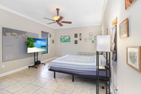 Villa ou maison à vendre à New Port Richey, Floride: 4 chambres, 311.78 m2 № 2419615 - photo 18