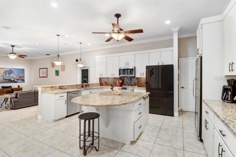 Villa ou maison à vendre à New Port Richey, Floride: 4 chambres, 311.78 m2 № 2419615 - photo 24
