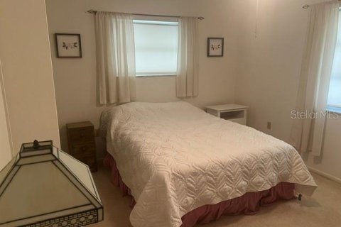 House in Sun City Center, Florida 2 bedrooms, 123.28 sq.m. № 2391441 - photo 10