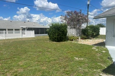 House in Sun City Center, Florida 2 bedrooms, 123.28 sq.m. № 2391441 - photo 30