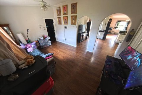 Casa en venta en Kissimmee, Florida, 3 dormitorios, 129.6 m2 № 1915601 - foto 3