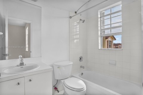 Condo in Homestead, Florida, 2 bedrooms  № 1925873 - photo 21