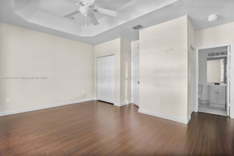 Condo in Homestead, Florida, 2 bedrooms  № 1925873 - photo 17