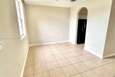 Condo in Homestead, Florida, 2 bedrooms  № 1925873 - photo 7