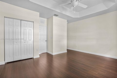 Condo in Homestead, Florida, 2 bedrooms  № 1925873 - photo 16