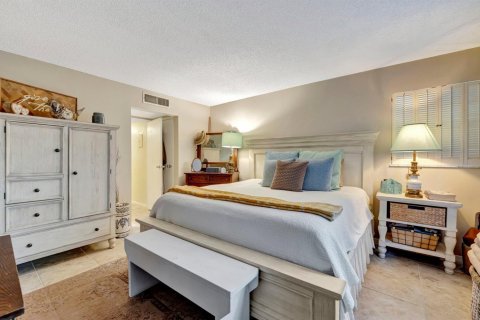 Condo in Stuart, Florida, 2 bedrooms  № 2086981 - photo 21