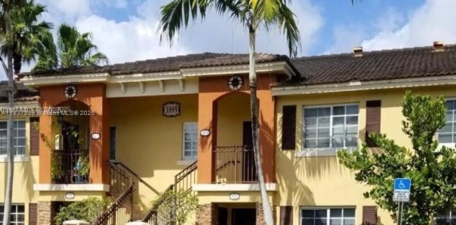 Condo in Homestead, Florida, 3 bedrooms № 1823567