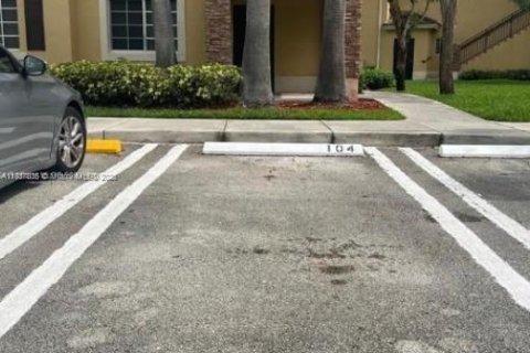 Condo in Homestead, Florida, 3 bedrooms  № 1823567 - photo 4