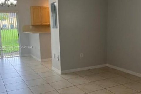 Condo in Homestead, Florida, 3 bedrooms  № 1823567 - photo 9
