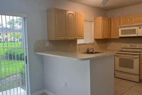 Condo in Homestead, Florida, 3 bedrooms  № 1823567 - photo 7