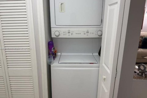 Condo in Homestead, Florida, 3 bedrooms  № 1823567 - photo 16
