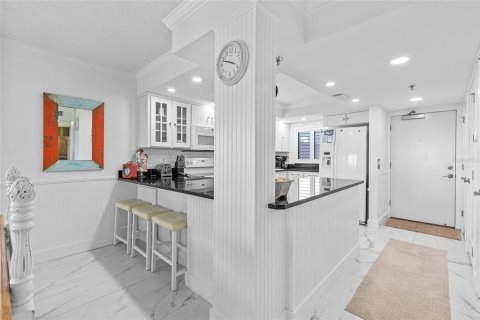 Condo in New Smyrna Beach, Florida, 2 bedrooms  № 1766126 - photo 7