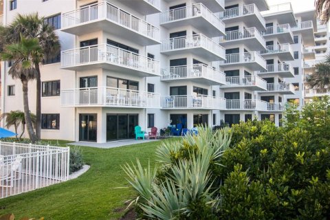 Condo in New Smyrna Beach, Florida, 2 bedrooms  № 1766126 - photo 28