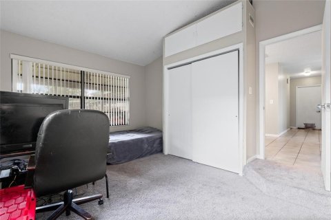 Casa en venta en Tampa, Florida, 4 dormitorios, 157.38 m2 № 2157623 - foto 24