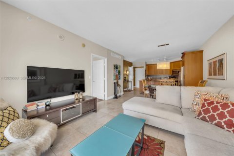 Купить кондоминиум в Корал-Гейблс, Флорида 2 комнаты, 73.39м2, № 2086047 - фото 9