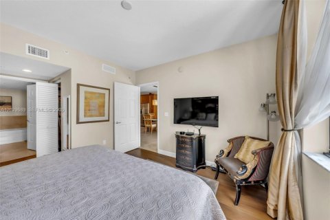 Купить кондоминиум в Корал-Гейблс, Флорида 2 комнаты, 73.39м2, № 2086047 - фото 11