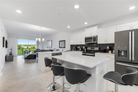 Condominio en alquiler en Kissimmee, Florida, 2 dormitorios, 104.61 m2 № 1850220 - foto 1