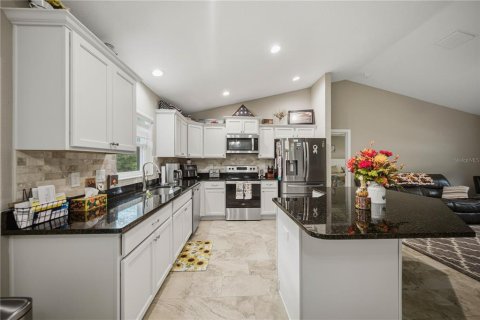 House in Dunnellon, Florida 4 bedrooms, 136.29 sq.m. № 2397103 - photo 20