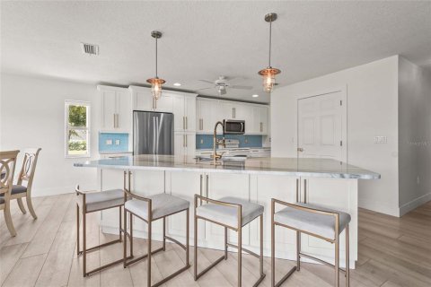 Casa en venta en Sarasota, Florida, 3 dormitorios, 200.39 m2 № 1893990 - foto 16