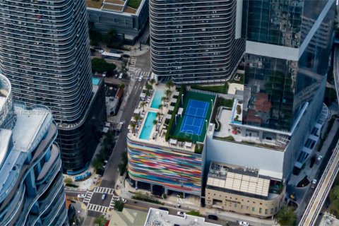 Copropriété à vendre à Miami, Floride: 2 chambres, 107.02 m2 № 1897097 - photo 2