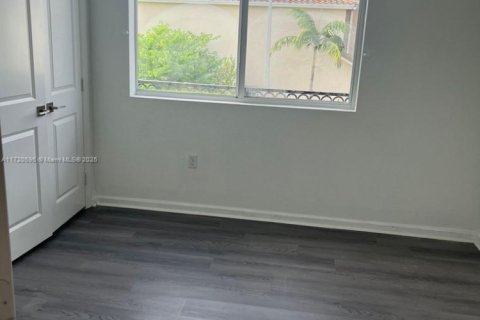 Townhouse in Miami Gardens, Florida 3 bedrooms, 133.97 sq.m. № 1697702 - photo 23