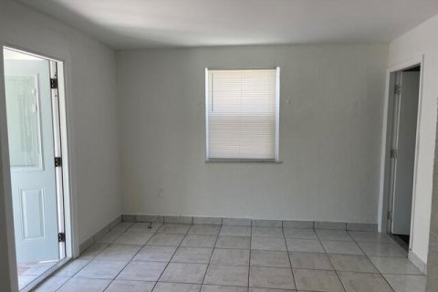 Appartement à louer à Hollywood, Floride: 1 chambre, 44.13 m2 № 2168310 - photo 7