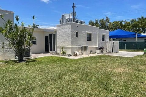 Appartement à Hollywood, Floride 1 chambre, 44.13 m2 № 2168310
