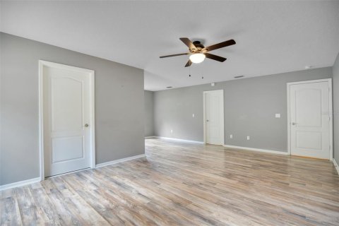 Villa ou maison à vendre à Orlando, Floride: 4 chambres, 266.63 m2 № 2140595 - photo 16