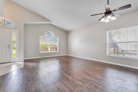 Villa ou maison à vendre à Orlando, Floride: 4 chambres, 266.63 m2 № 2140595 - photo 5