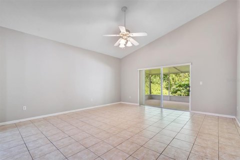 Villa ou maison à vendre à Orlando, Floride: 4 chambres, 266.63 m2 № 2140595 - photo 13
