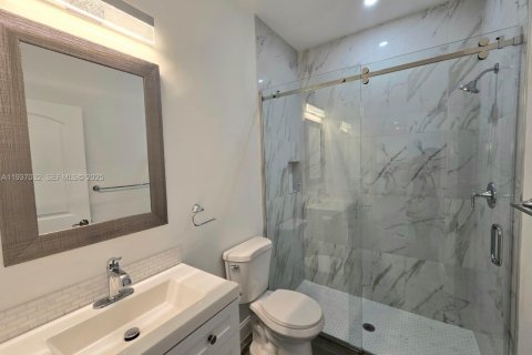 House in Lehigh Acres, Florida 3 bedrooms № 1994895 - photo 17