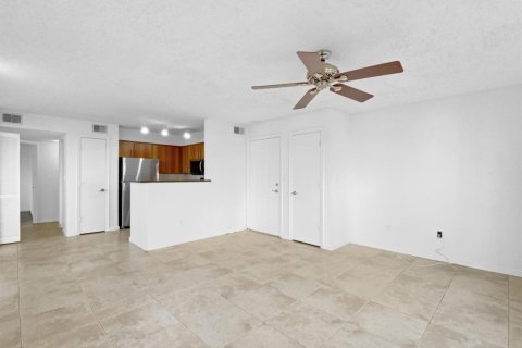 Copropriété à louer à Delray Beach, Floride: 2 chambres, 90.86 m2 № 2086247 - photo 5