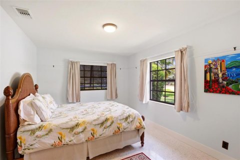 House in Fort Myers, Florida 3 bedrooms, 151.9 sq.m. № 2094383 - photo 21