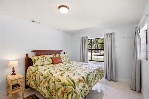 House in Fort Myers, Florida 3 bedrooms, 151.9 sq.m. № 2094383 - photo 15