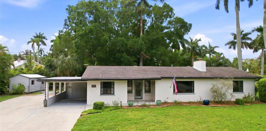 House in Fort Myers, Florida 3 bedrooms, 151.9 sq.m. № 2094383