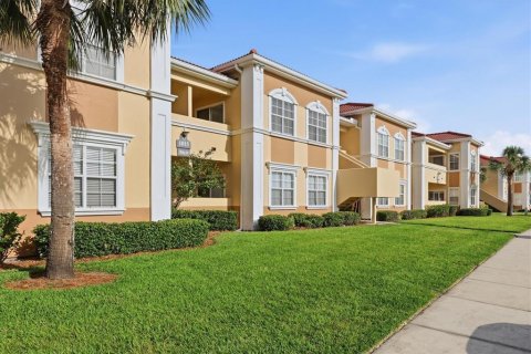 Condominio en alquiler en Sarasota, Florida, 1 dormitorio, 76.37 m2 № 2096028 - foto 2