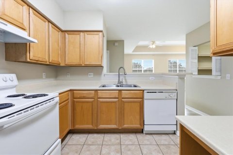 Condominio en alquiler en Sarasota, Florida, 1 dormitorio, 76.37 m2 № 2096028 - foto 14