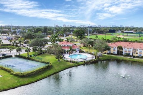 Condominio en alquiler en Sarasota, Florida, 1 dormitorio, 76.37 m2 № 2096028 - foto 29