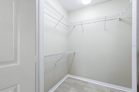 Condominio en alquiler en Sarasota, Florida, 1 dormitorio, 76.37 m2 № 2096028 - foto 23