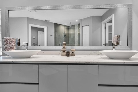 House in Weston, Florida 5 bedrooms, 260.78 sq.m. № 2010553 - photo 24