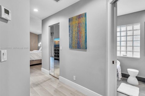 House in Weston, Florida 5 bedrooms, 260.78 sq.m. № 2010553 - photo 21