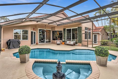 House in Weston, Florida 5 bedrooms, 260.78 sq.m. № 2010553 - photo 3