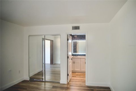 Condominio en venta en Bartow, Florida, 1 dormitorio, 63.55 m2 № 1913438 - foto 9