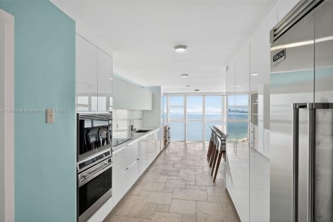 Condominio en venta en Key Biscayne, Florida, 3 dormitorios, 344.76 m2 № 1983246 - foto 17
