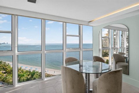 Condominio en venta en Key Biscayne, Florida, 3 dormitorios, 344.76 m2 № 1983246 - foto 9