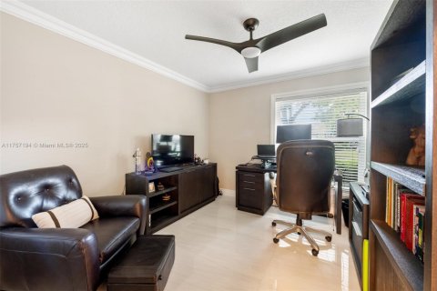 Casa en venta en Hollywood, Florida, 3 dormitorios, 157.47 m2 № 1704409 - foto 28